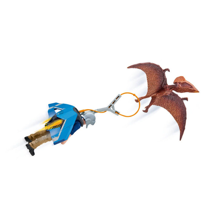 Raketový batoh jetpack k pronásledování